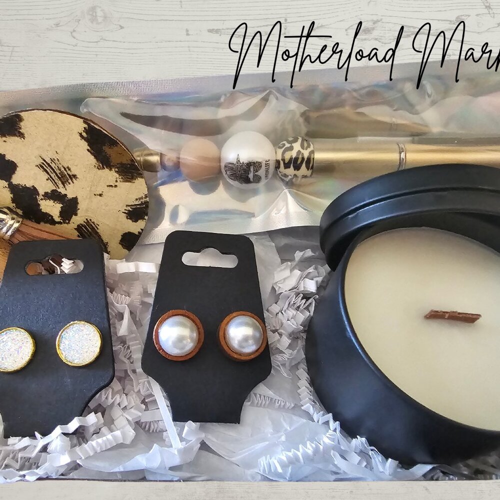 NEW Mom Life Gift Set